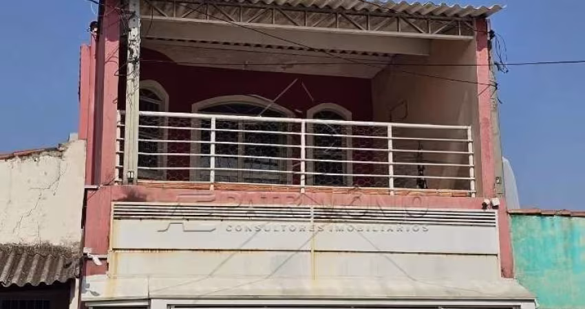 CASA ASSOBRADADA ANGELICA COM 4 QUARTOS SENDO 1 SUITE