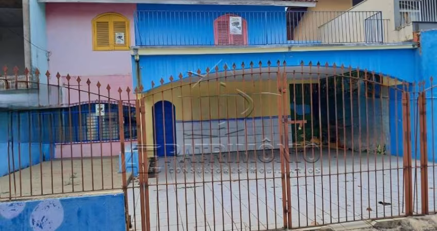 CASA ASOBRADADA EUROPA COM 3 QUARTOS E 1 SUITE