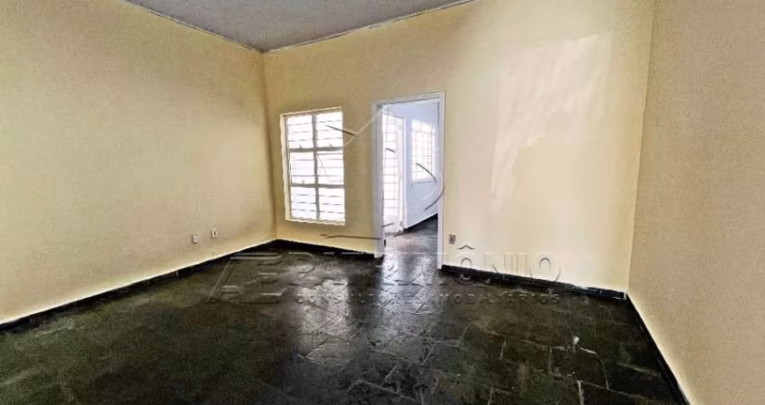 CASA TERREA HORTENCIA COM 3 QUARTOS SENDO 1 SUITE