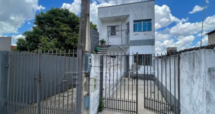 CASA ASSOBRADADA LOPES DE OLIVEIRA COM 2 QUARTOS