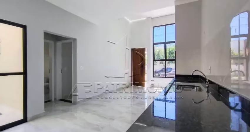 Casa no condomínio residencial jardim com 2 dormitórios, 1 sendo suíte