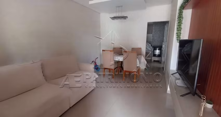 CASA COM 2 QUARTOS BAIRRO LOPES DE OLIVEIRA