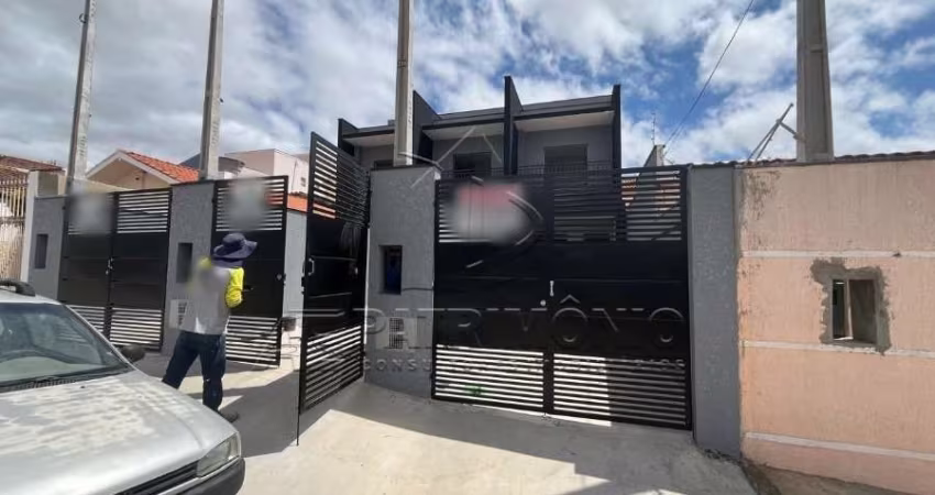 CASA COM 2 QUARTOS SENDO OS 2 SUÍTES BAIRRO CENTRAL PARQUE