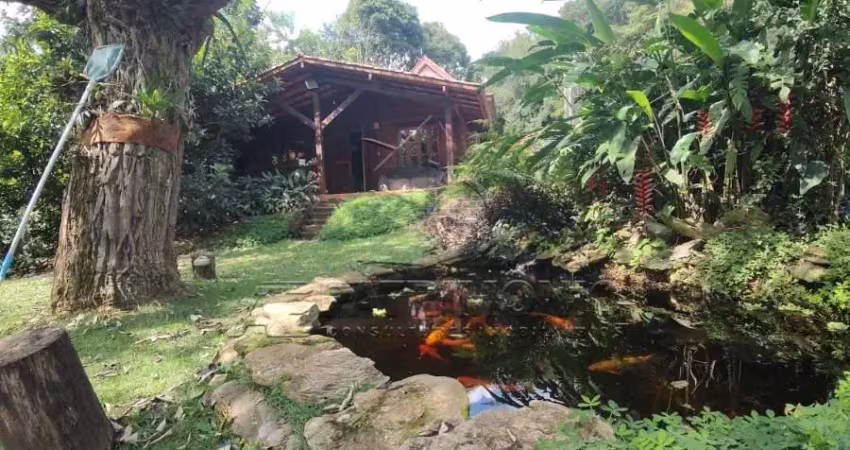 Cahcara sobrado novo mundo com 3 dormitorios sendo todos suites
