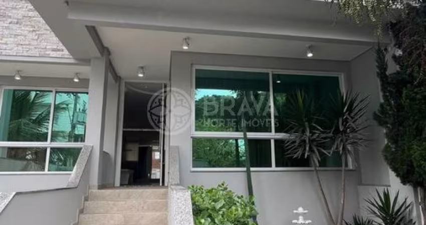 CASA DE ALTO PADRÃO - PRAIA BRAVA EM ITAJAÍ