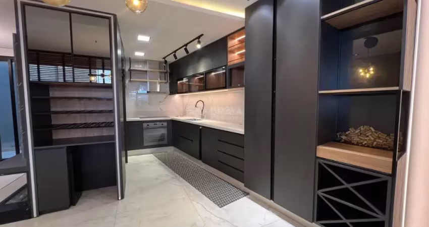 SOBRADO - ALTO PADRÃO - BAIRRO FAZENDA EM ITAJAÍ