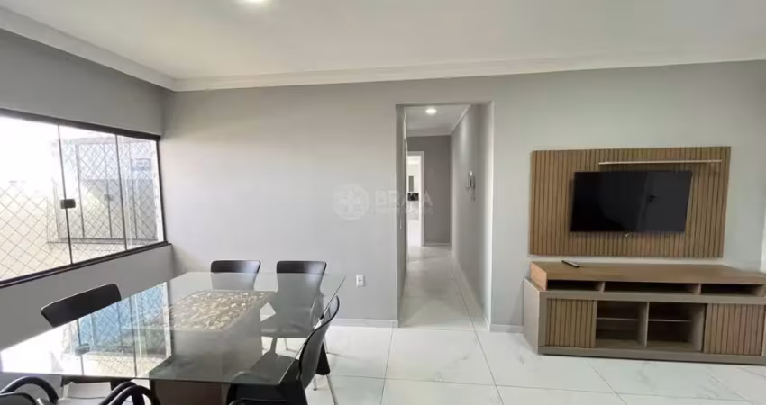 Apartamento com 2 quartos para alugar na Rua 15 de Novembro, 671, Centro, Camboriú
