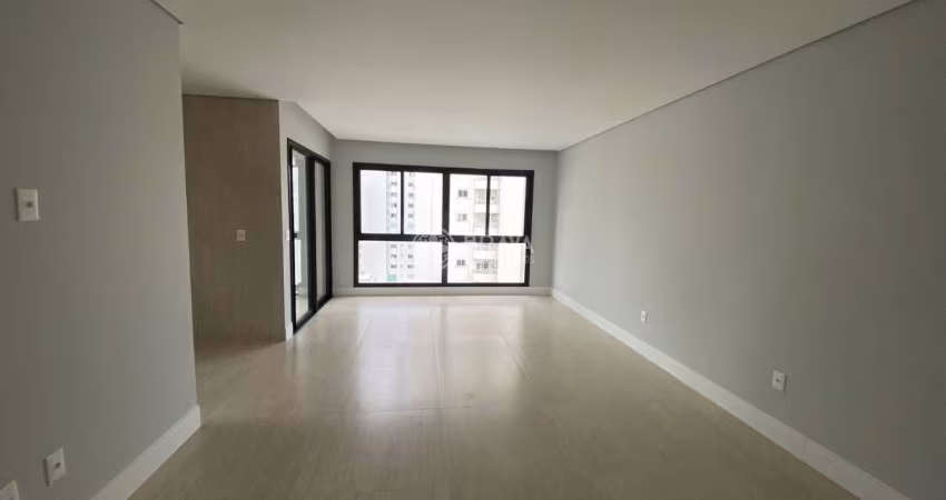 Apartamento novo com 03 suítes no edifício hannover – balneário camboriú