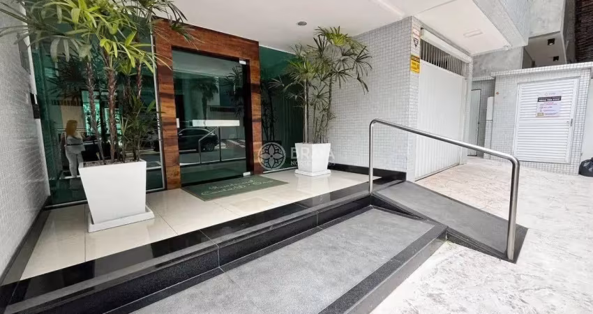 Apartamento quadra mar para locação anual em balneário camboriú - costa d'ouro