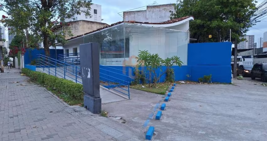 Casa Comercial com 486m², 7 salas, 6 vagas na Imbiribeira  -  Recife