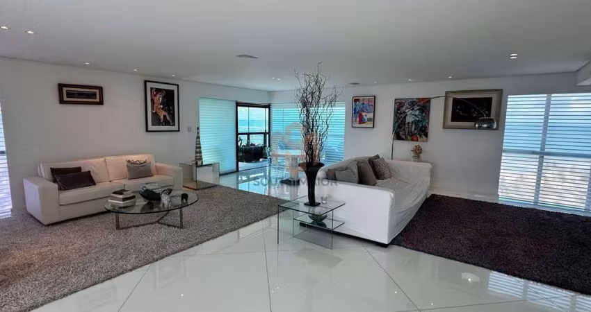 Cód: 466 -Apto à beira mar de Boa Viagem com 300m² 4 suites e 4 vagas - Recife