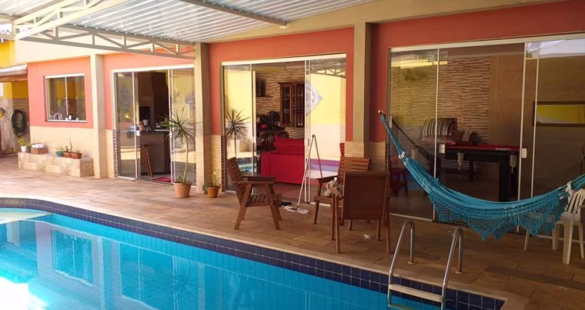 Casa para Venda em Tatuí, Vila Doutor Laurindo, 3 dormitórios, 1 suíte, 3 banheiros