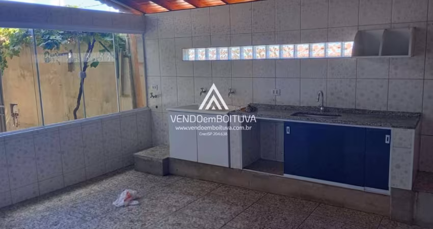 Casa para Venda em Boituva, Vila Nossa Senhora Aparecida, 3 dormitórios, 1 suíte, 3 banheiros, 2 vagas