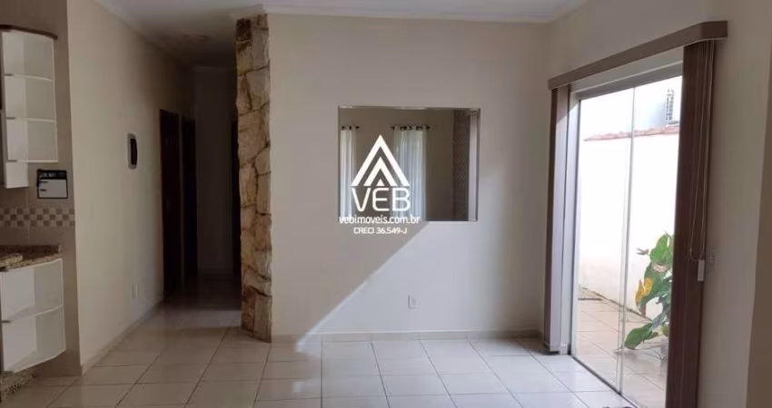 Casa em Condomínio para Locação em Boituva, Vivendas Do Parque, 3 dormitórios, 1 suíte, 3 banheiros, 2 vagas