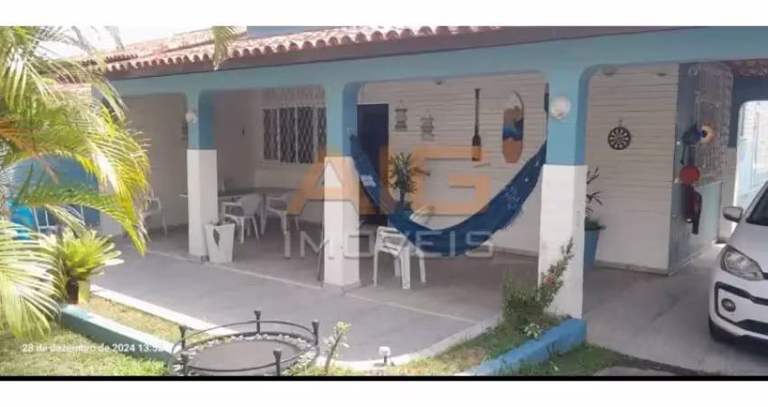 Casa de 3 qts em condomínio com praia privativa___________