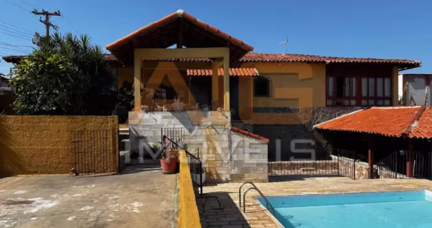 Casa 3 quartos sendo 1 suíte piscina espaço lounge________