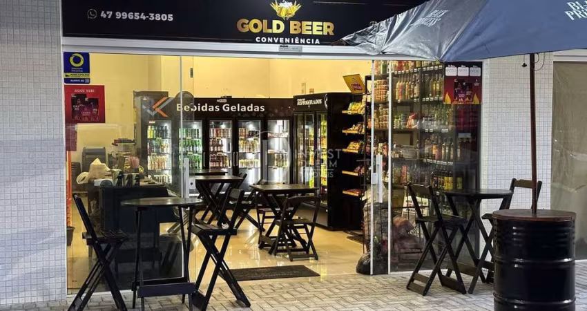Gold beer conveniÊncia meia  praia  perto praia, Meia Praia, Itapema - SC