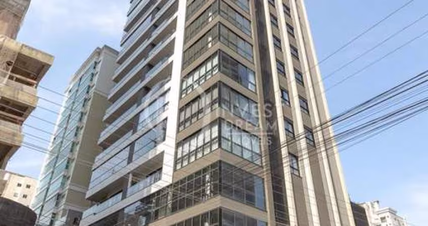 Apartamento quadra mar c/ 4 suites, Meia Praia, Itapema - SC
