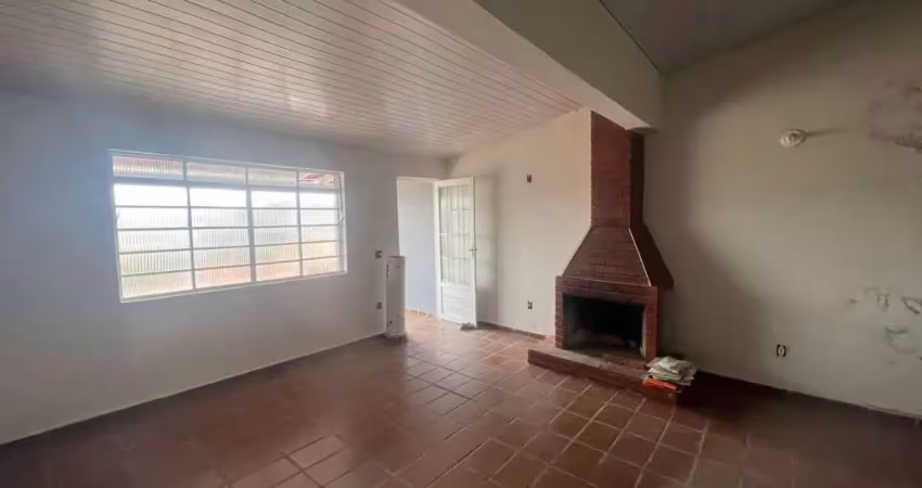 Ótimo terreno á venda com 2 casas! B. Vila Aparecida - Bragança Paulista