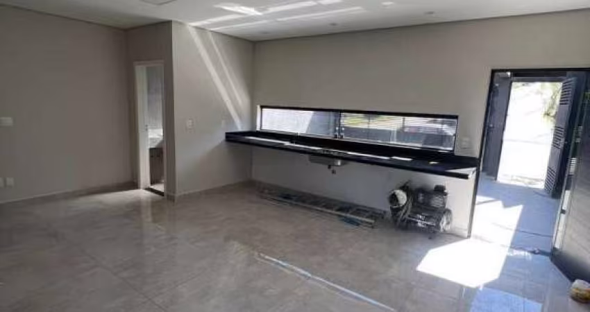 Linda casa assobradada no Residencial Villa Verde !!