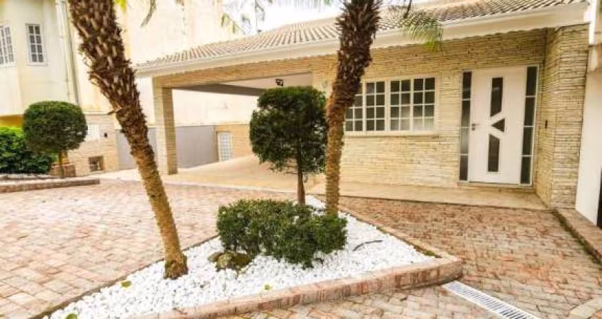 Linda casa á venda em Condomínio Fechado em Bragança Paulista SP