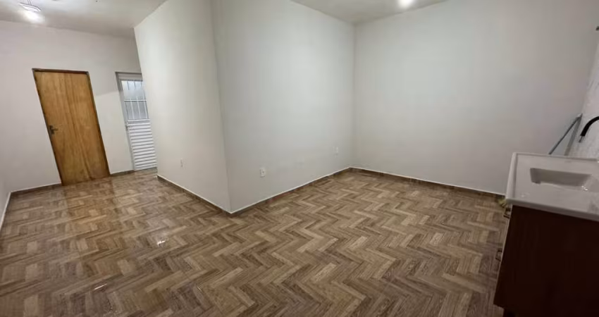 Excelentes Kitnets p/ locação! Há 5 minutos do centro - Bragança Paulista.