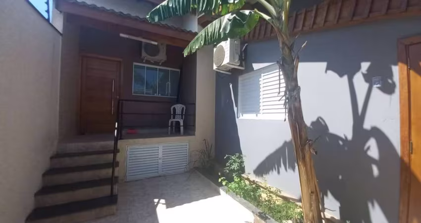 Excelente Casa A Venda no Res. Quinta dos Vinhedos !!!!