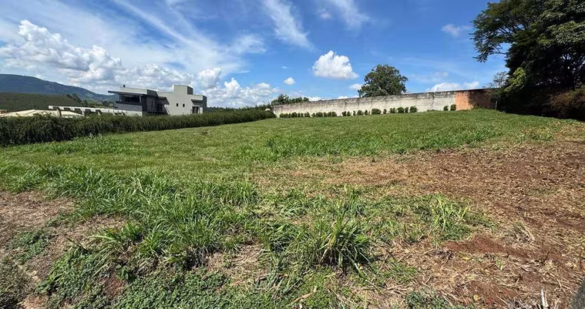 Vende-se Terreno no Condomínio Jardim das Palmeiras - Bragança Paulista SP.