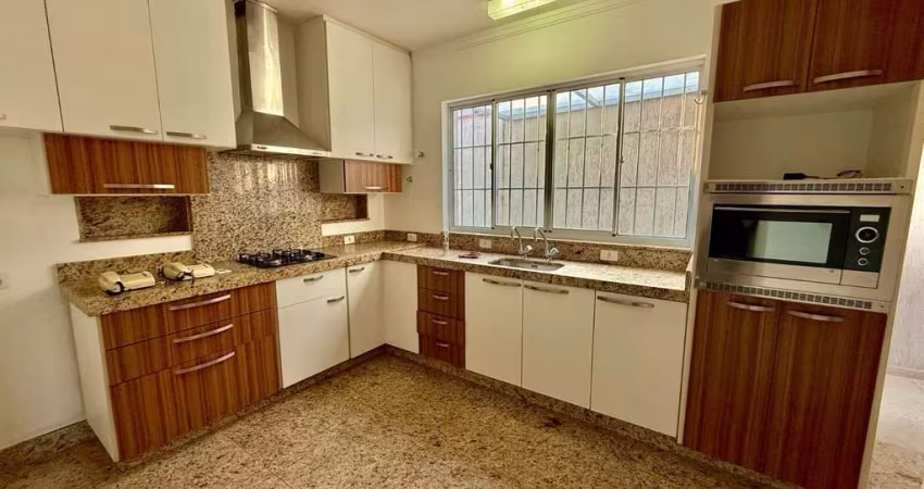 LOCAÇÃO/VENDA - Linda Casa no bairro Jardim Europa! Zona Sul de Bragança.