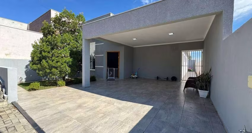 Linda Casa a venda no Condomínio Portal da Serra - Bragança Paulista SP.
