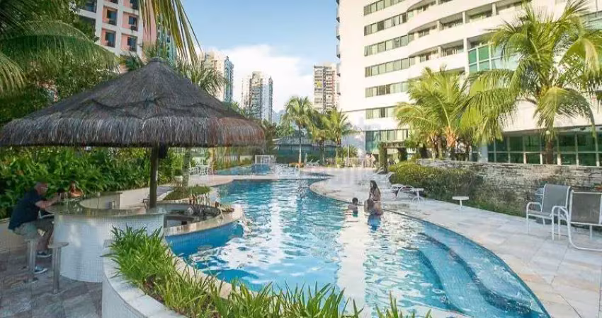 Apartamento à venda antigo hotel transamérica na barra da tijuca tipo flat de 72m² com 2 suítes rico em armários 1 vaga de garagem e área de lazer