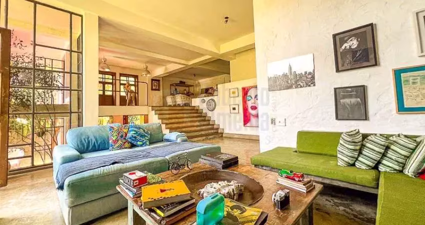 Casa à venda condomínio village da floresta no itanhangá de 600m² com área construída 1000m² de terreno 4 quartos com closets sala 3 ambientes piscina