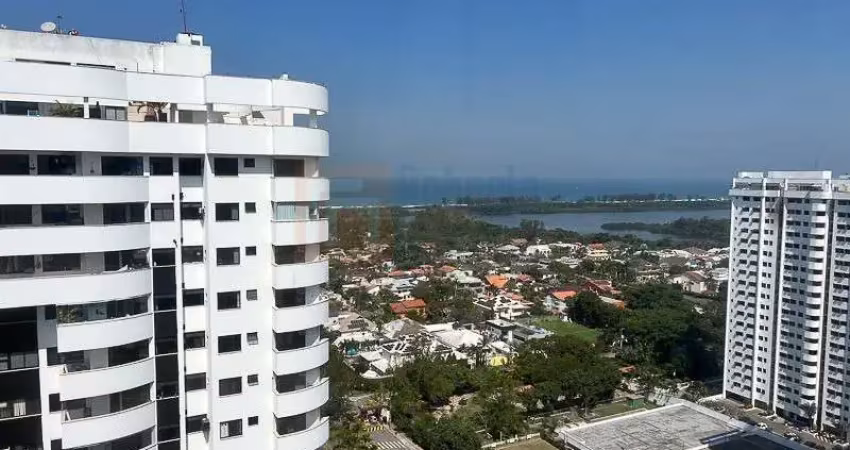 Cobertura duplex reformada e decorada com vista mar à venda condomínio barra bali 160m² com 3 quartos sendo 1 suíte cozina planejada piscina 2 vagas