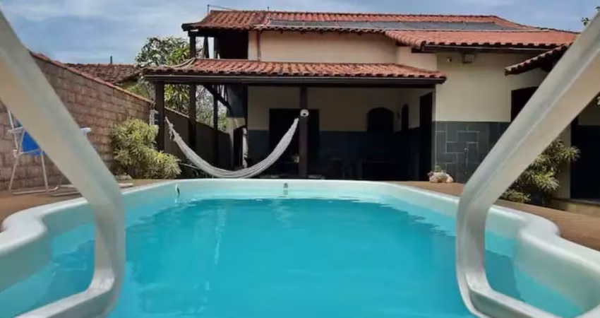 Casa para Venda em Saquarema, Boqueirão, 5 dormitórios, 4 suítes, 5 banheiros, 2 vagas
