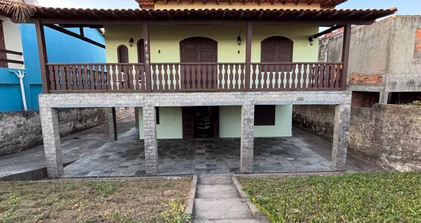 Casa para Venda em Saquarema, Boqueirão, 6 dormitórios, 1 suíte, 3 banheiros, 3 vagas