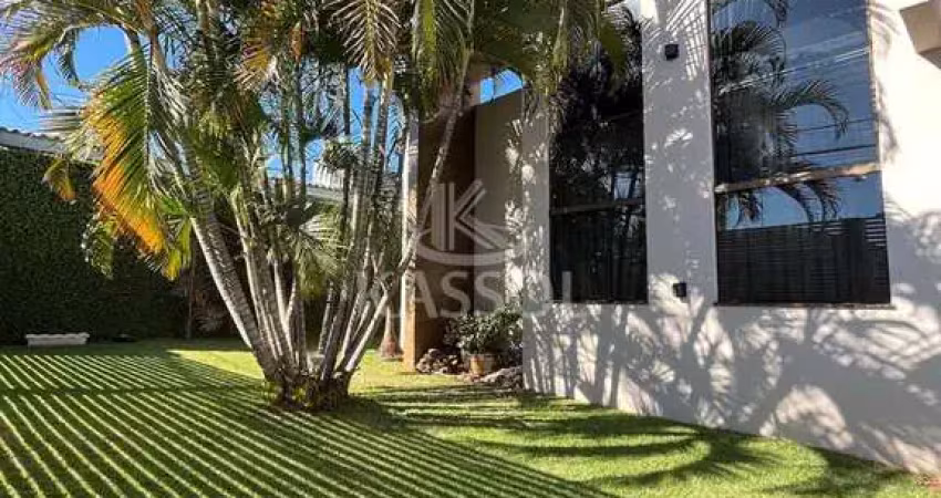 Linda casa no coqueiral - 03  quartos, excelente localização, super espaçosa