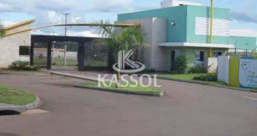 Terreno em cond. fechado aquarela do brasil, atrás posto sabiá, sentido ctba