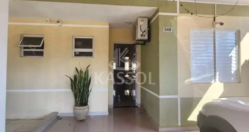 Casa para locação em condomínio mobiliada, somente 1 dos quartos sem móveis