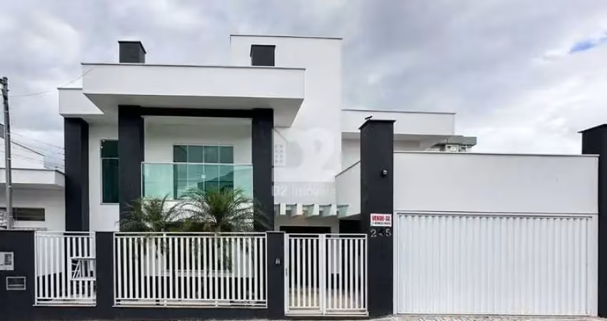 CASA MOBILIADA COM PISCINA E 4 QUARTOS | VILA BAEPENDI