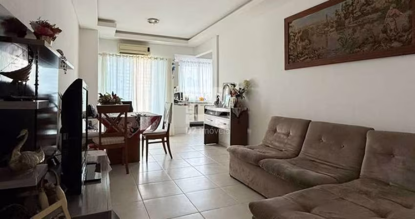 APARTAMENTO SEMIMOBILIADO COM 3 QUARTOS | CENTRO