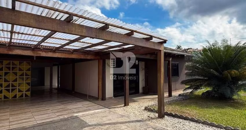 CASA SEMIMOBILIADA COM 2 QUARTOS | VILA LENZI