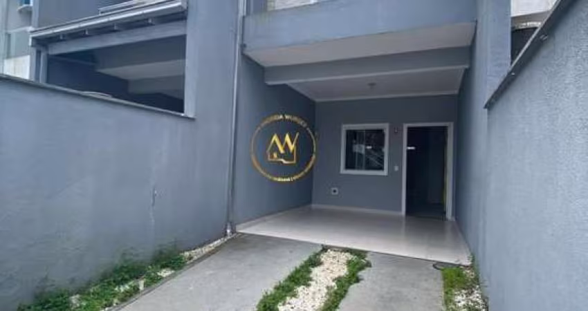 Sobrado Geminado para Venda em Joinville, Espinheiros, 2 dormitórios, 1 suíte, 3 banheiros, 2 vagas