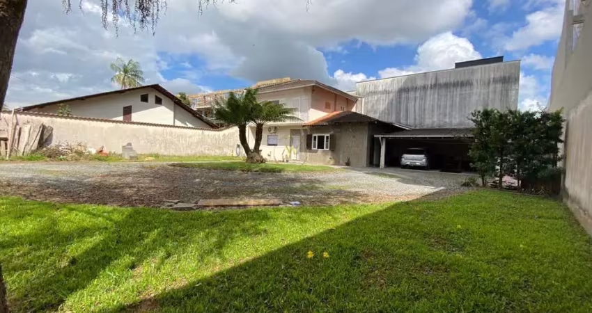 Terreno para Venda em Joinville, Bom Retiro, 2 dormitórios, 1 suíte, 2 banheiros, 2 vagas