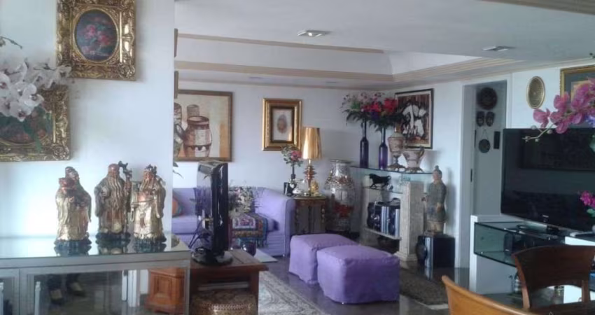 Apartamento na Barra com 2 suítes, 140m² à venda por R$ 850.000,00