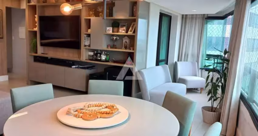 Apartamento na Paralela de 3 quartos sendo 1 suíte, 113m² à venda por R$ 1.550.000,00