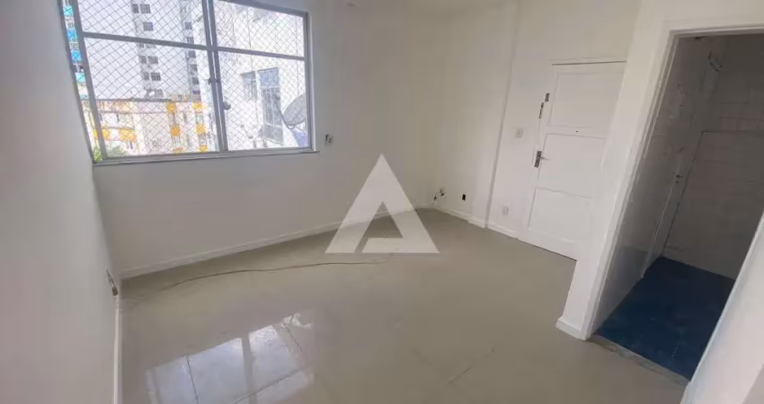 Apartamento na dois de julho com 2 quartos, 45m² à venda por r$ 340.000,00