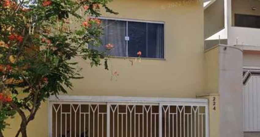 Casa à venda no bairro Jardim Serra da Paulista - São João da Boa Vista/SP