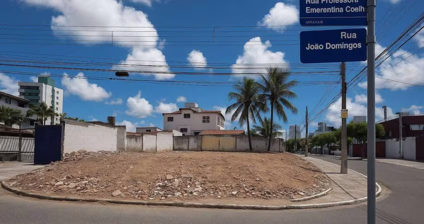 Terreno de esquina em Miramar | Excelente para clínica ou construtora