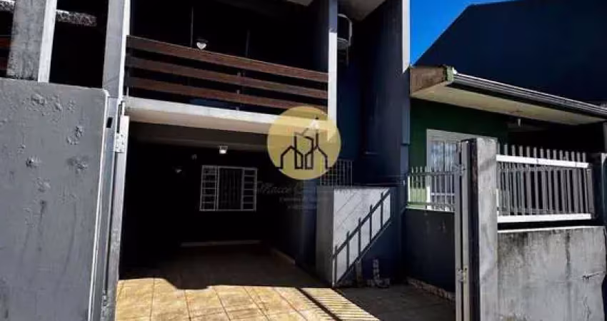 Sobrado à venda no centro de matinhos – 3 dormitórios, excelente localização!