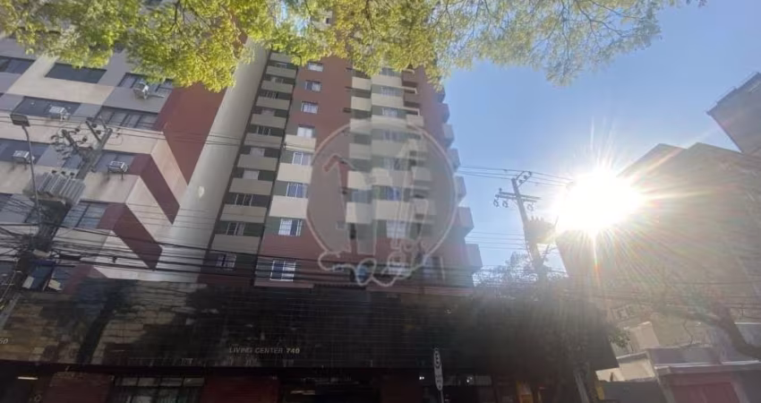 Kitinet com 1 quarto  para alugar, 18.28 m2 por R$900.00  - Centro - Curitiba/PR